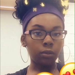 Meet your Posher, Ladericka